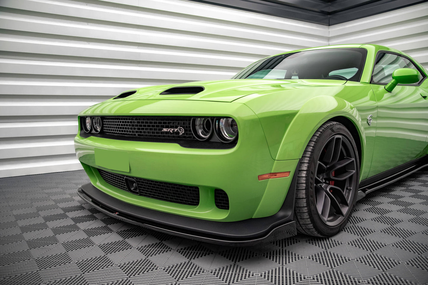 Forreste splitter Dodge Challenger SRT Hellcat Bredtbody Mk3