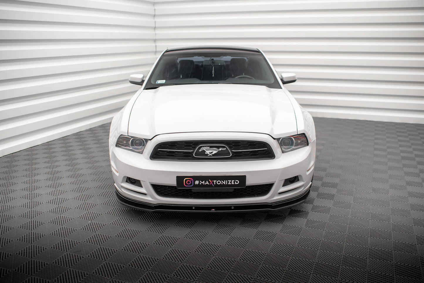 Forreste splitter Ford Mustang Mk5 Facelift