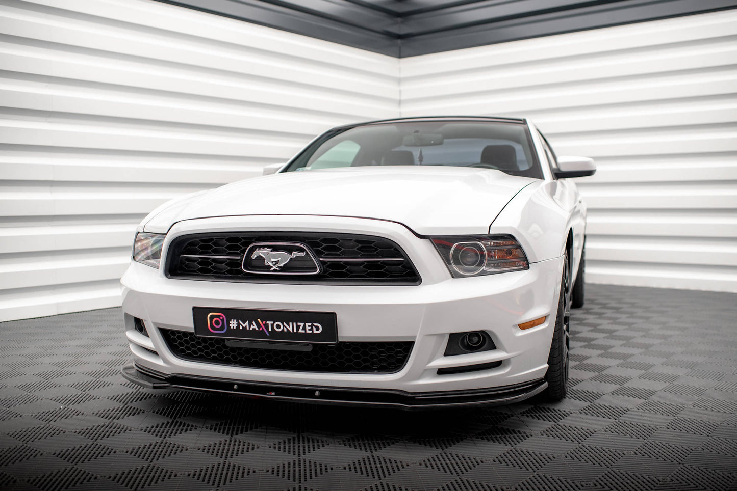 Forreste splitter Ford Mustang Mk5 Facelift