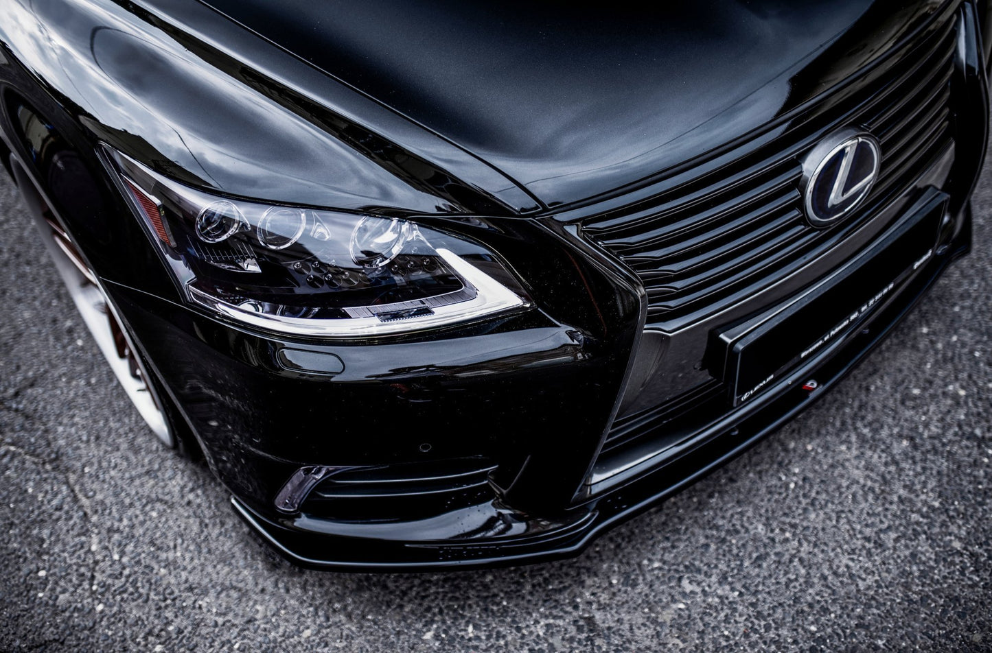 Forreste splitter Lexus LS Mk4 Facelift