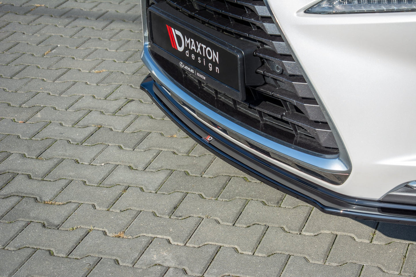 Forreste splitter Lexus NX Facelift