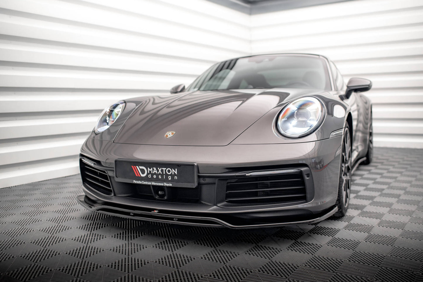Forreste splitter Porsche 911 Carrera 4S 992