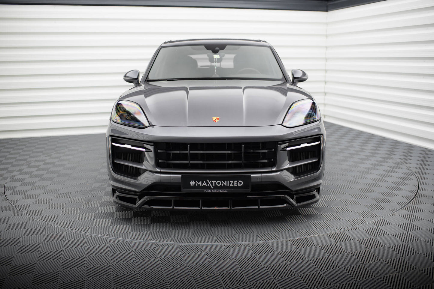 Forreste splitter Porsche Cayenne SUV / Coupe Mk3 Facelift
