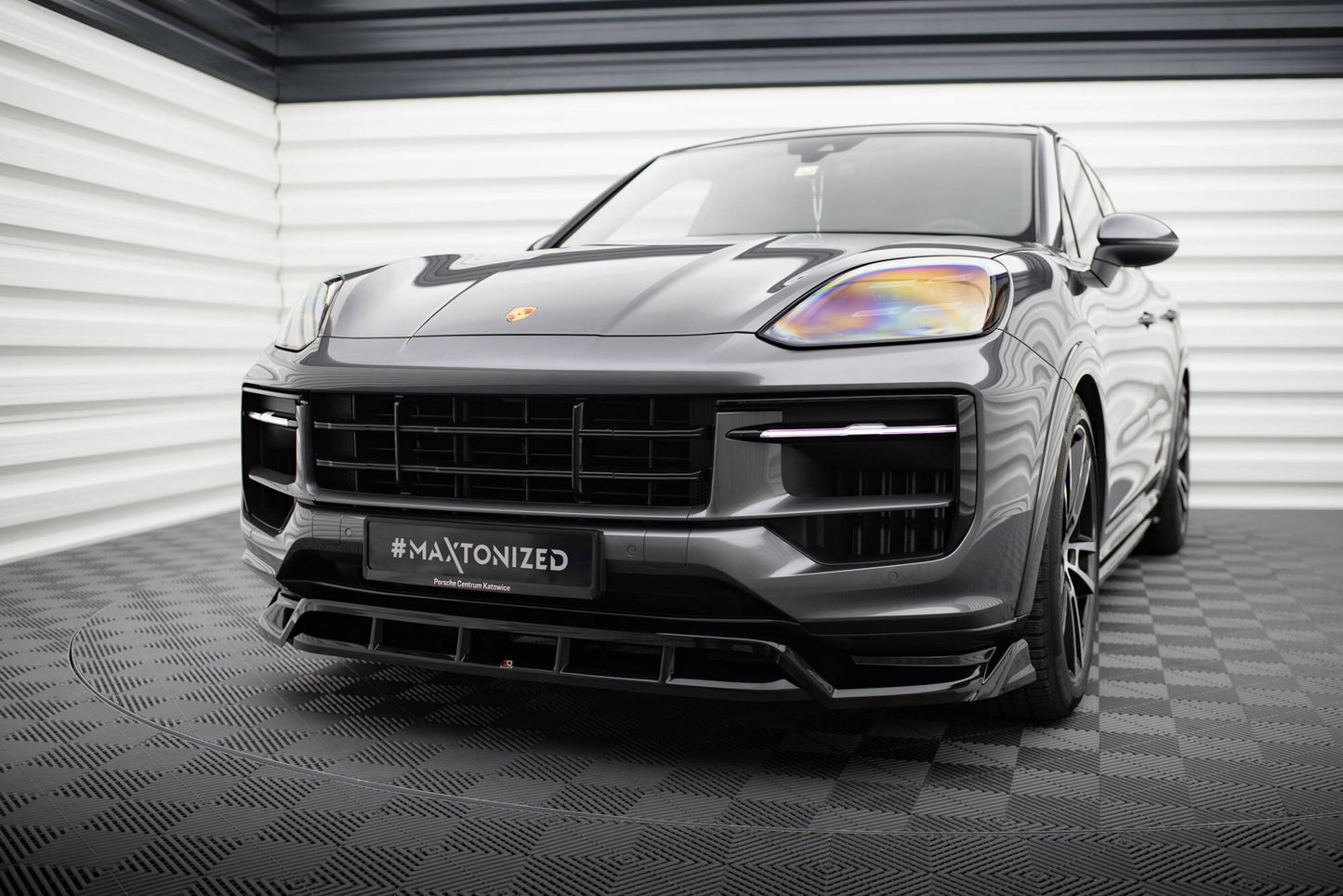 Forreste splitter Porsche Cayenne SUV / Coupe Mk3 Facelift