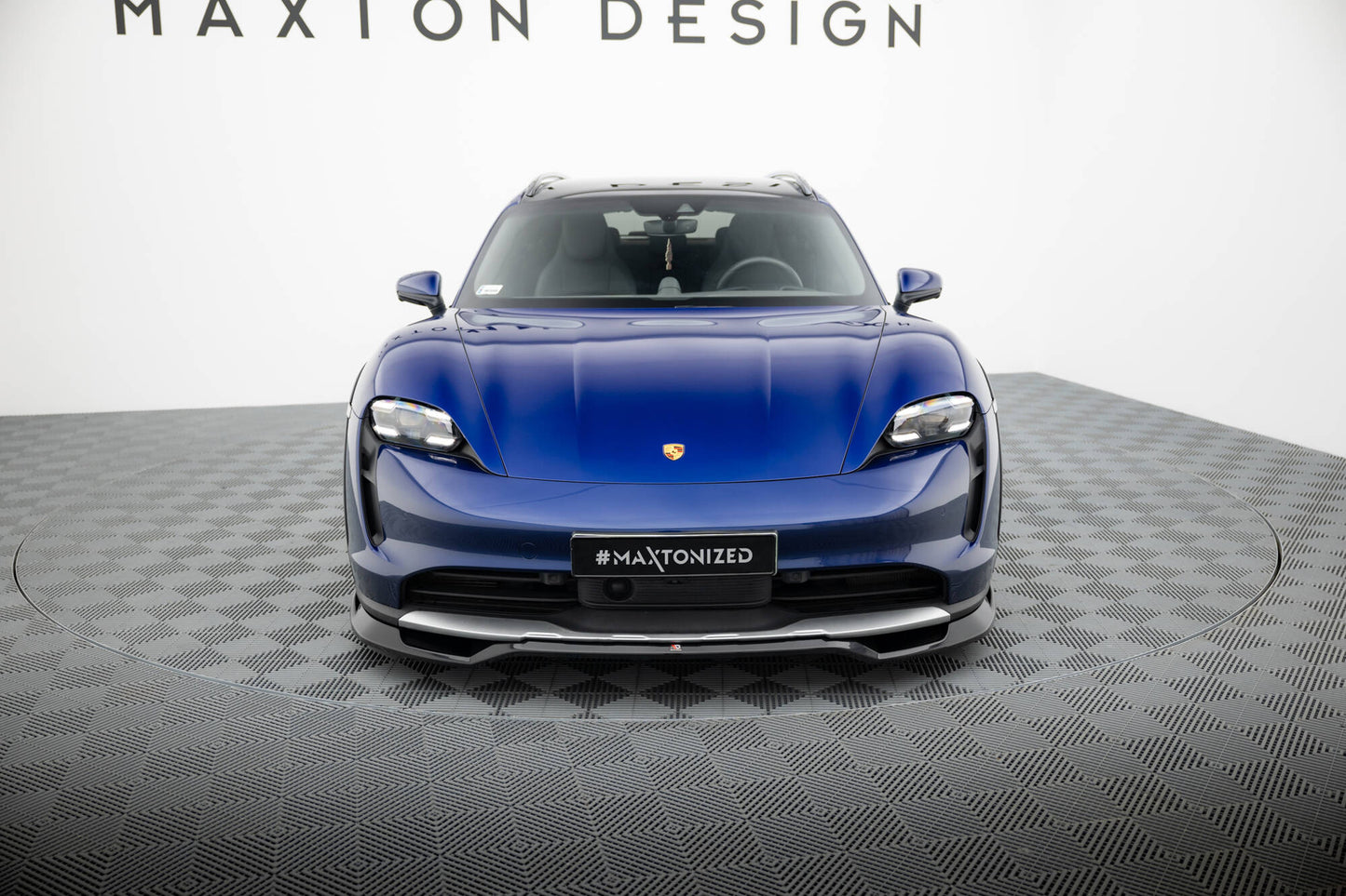 Forreste splitter Porsche Taycan Cross Turismo 4S
