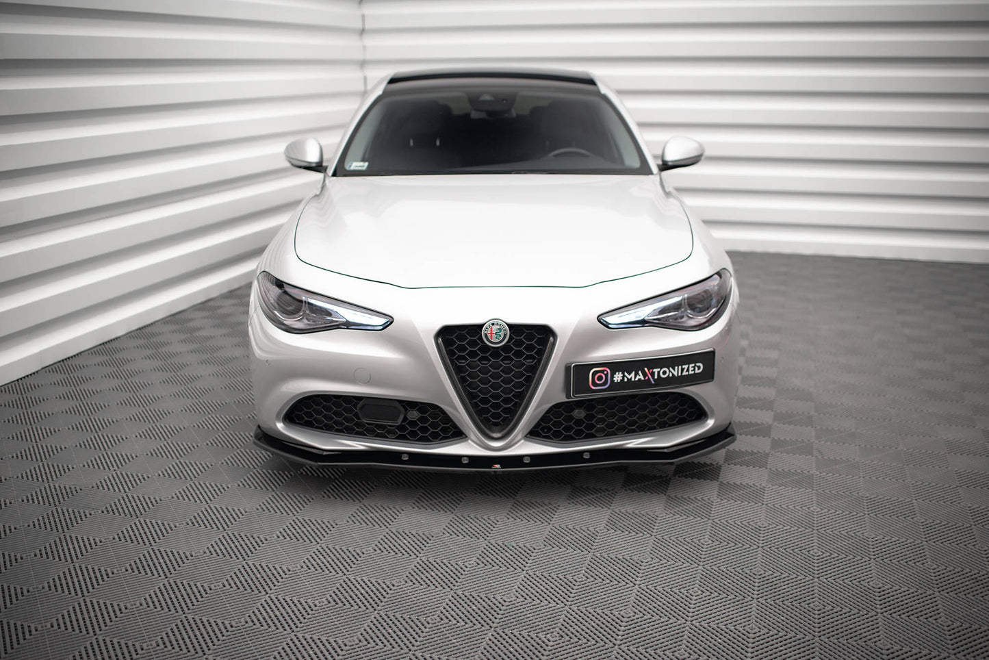Forreste splitter V.1 Alfa Romeo Giulia Sport