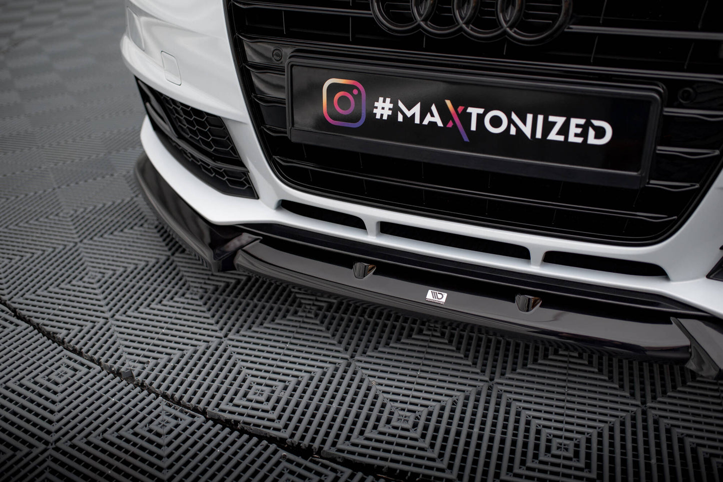 Forreste splitter V.1 Audi A4 Competition B8 Facelift