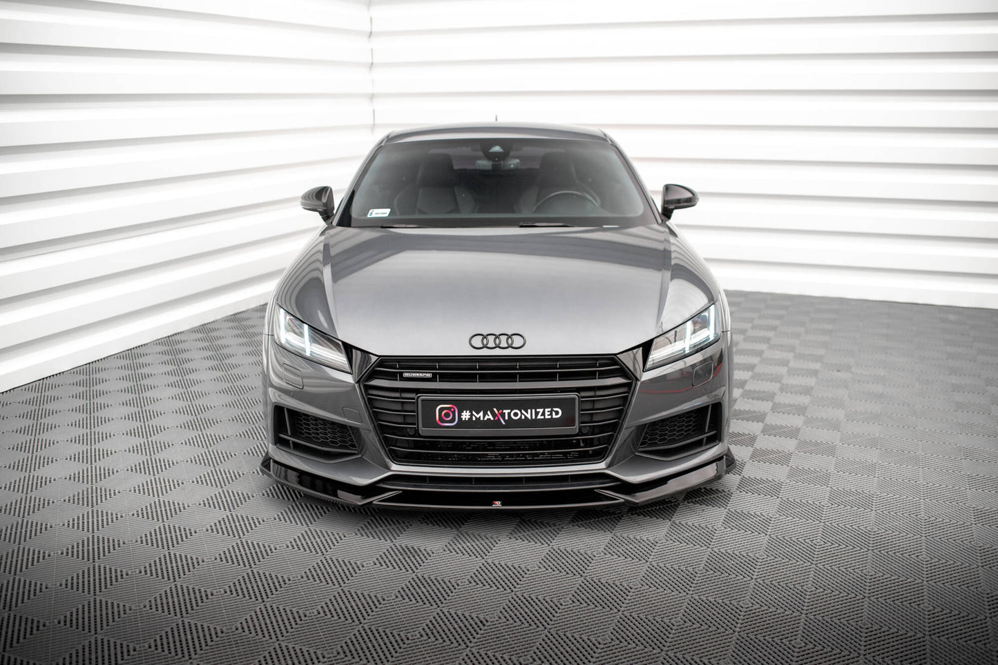 Forreste splitter V.1 Audi TT S / S-Line 8S