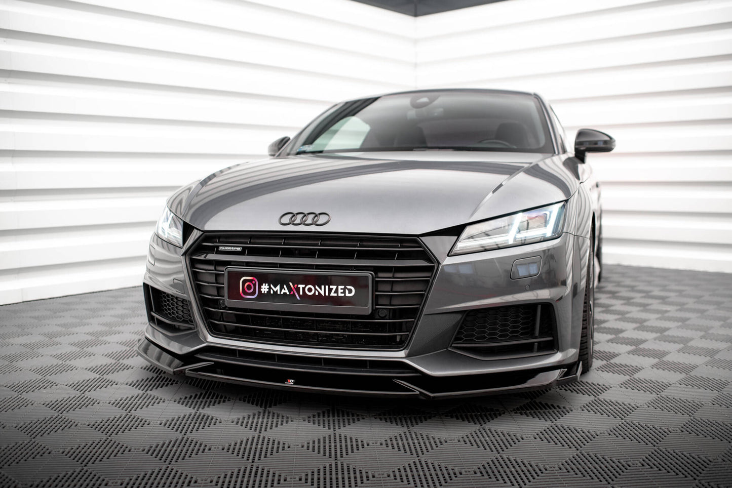 Forreste splitter V.1 Audi TT S / S-Line 8S
