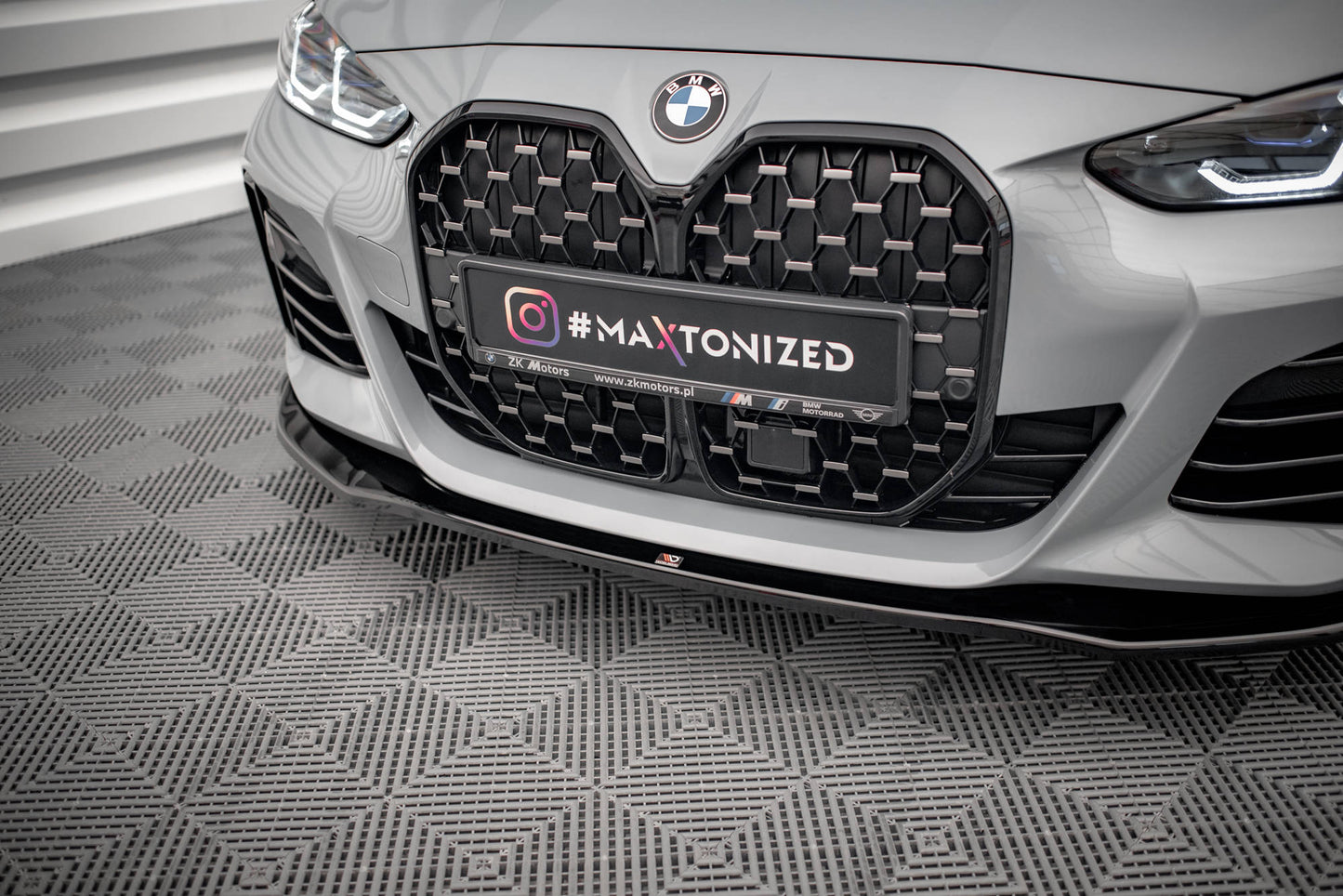 Forreste splitter V.1 BMW 4 / i4 Gran Coupe M-Pack / M440i G26