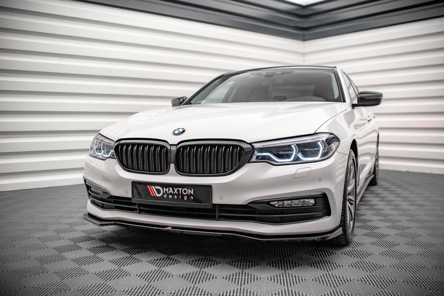 Forreste splitter V.1 BMW 5 G30