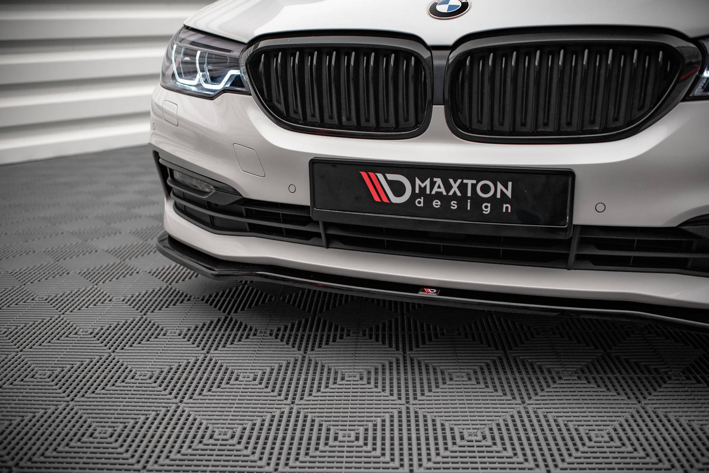 Forreste splitter V.1 BMW 5 G30