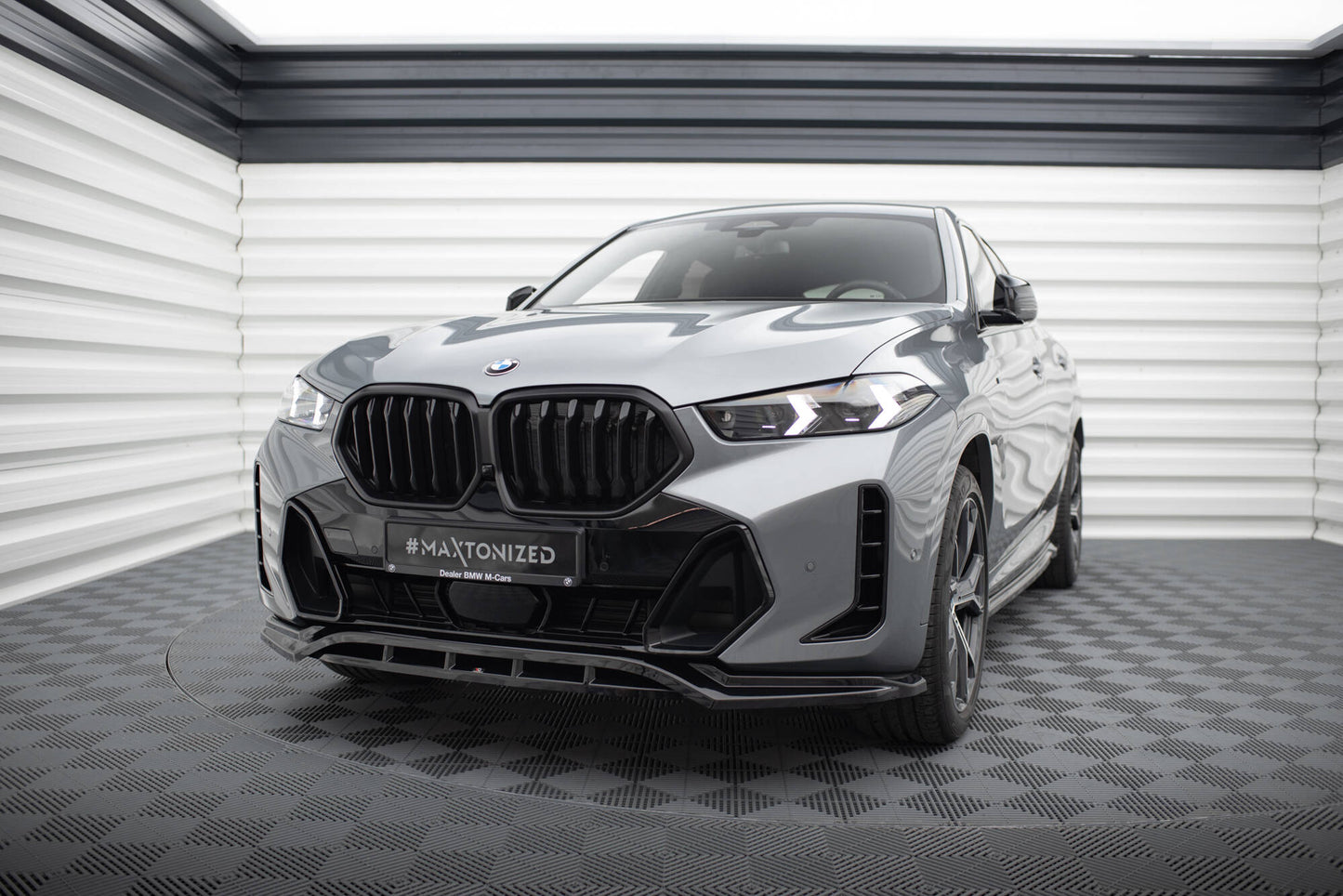 Forreste splitter V.1 BMW X6 M-Pack G06 Facelift