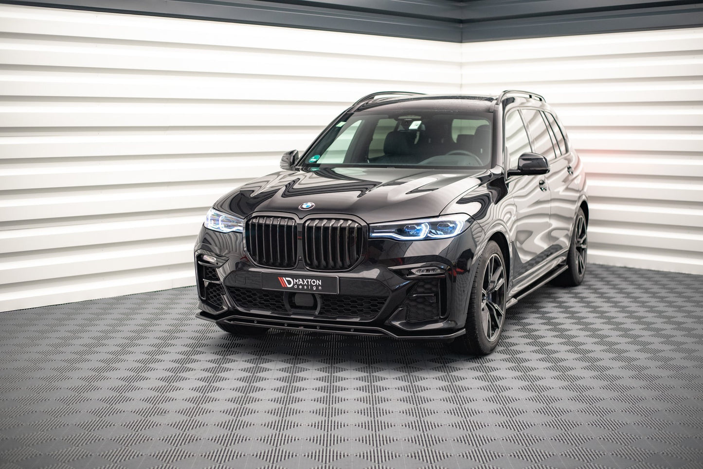 Forreste splitter V.1 BMW X7 M-Pack G07