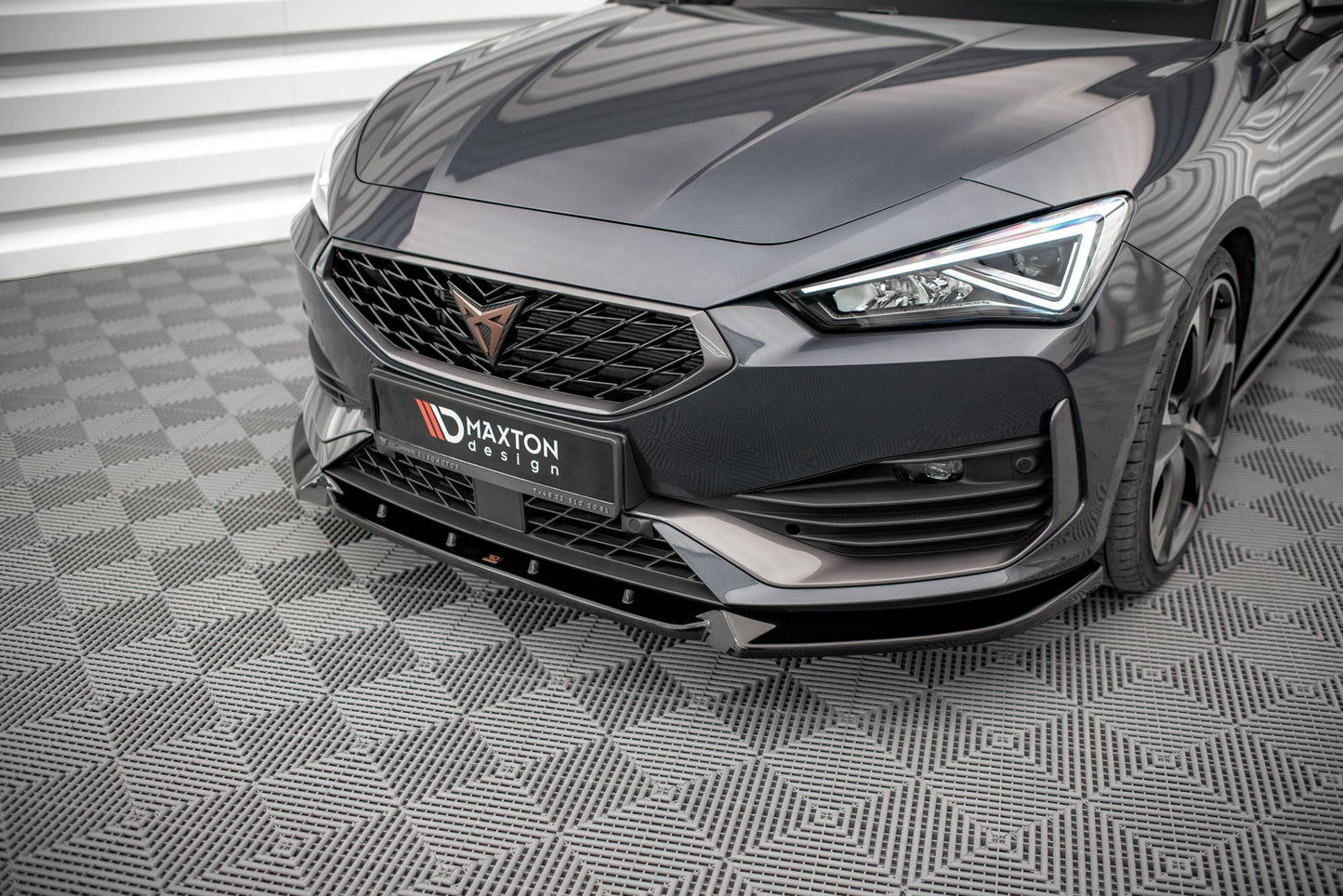 Forreste splitter V.1 Cupra Leon Mk1
