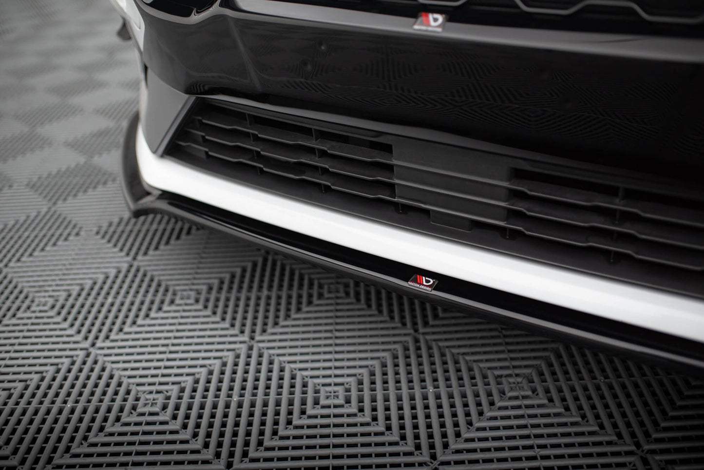 Forreste splitter V.1 Ford Fiesta Mk8 ST / ST-Line
