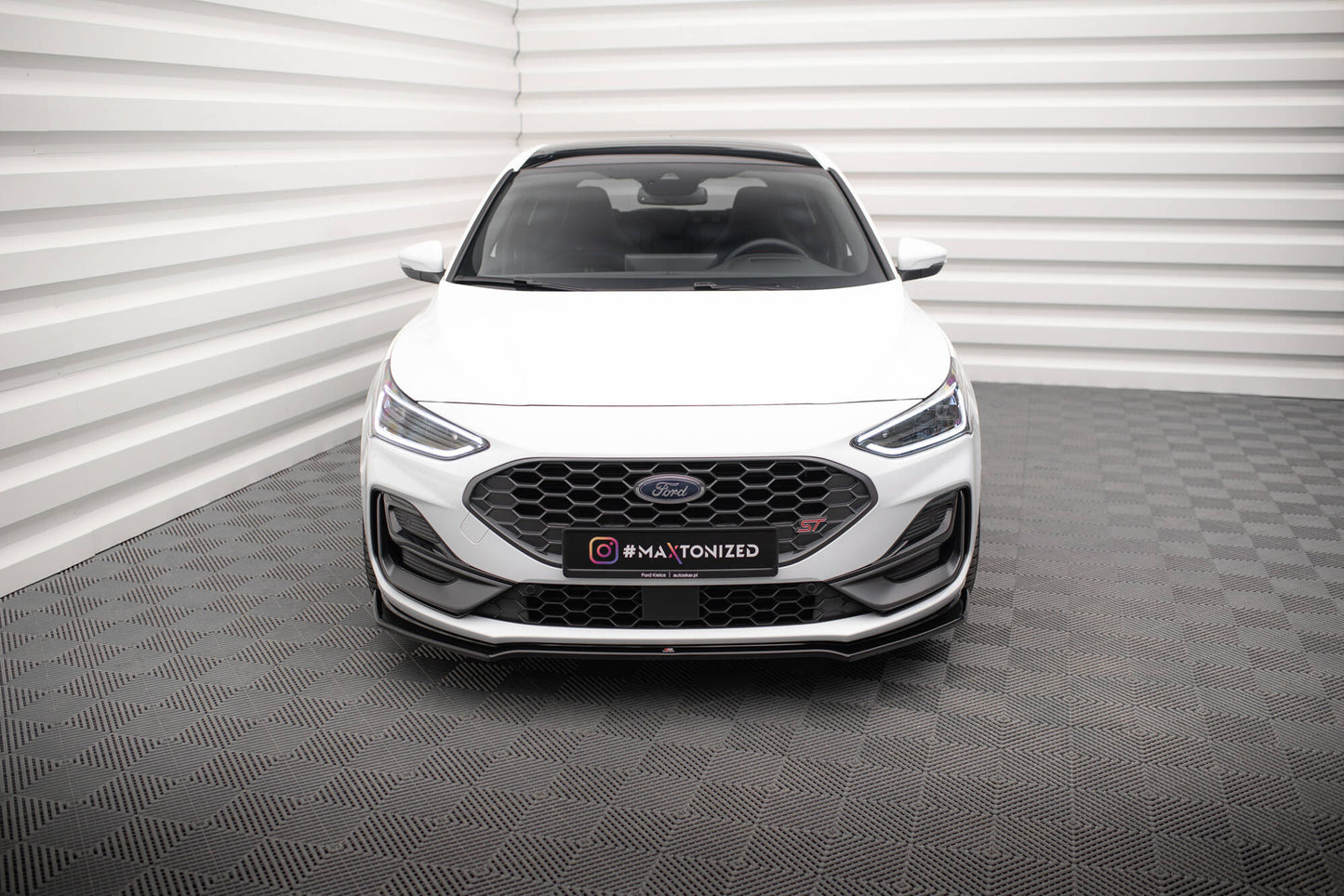 Forreste splitter V.1 Ford Focus ST / ST-Line Mk4 Facelift