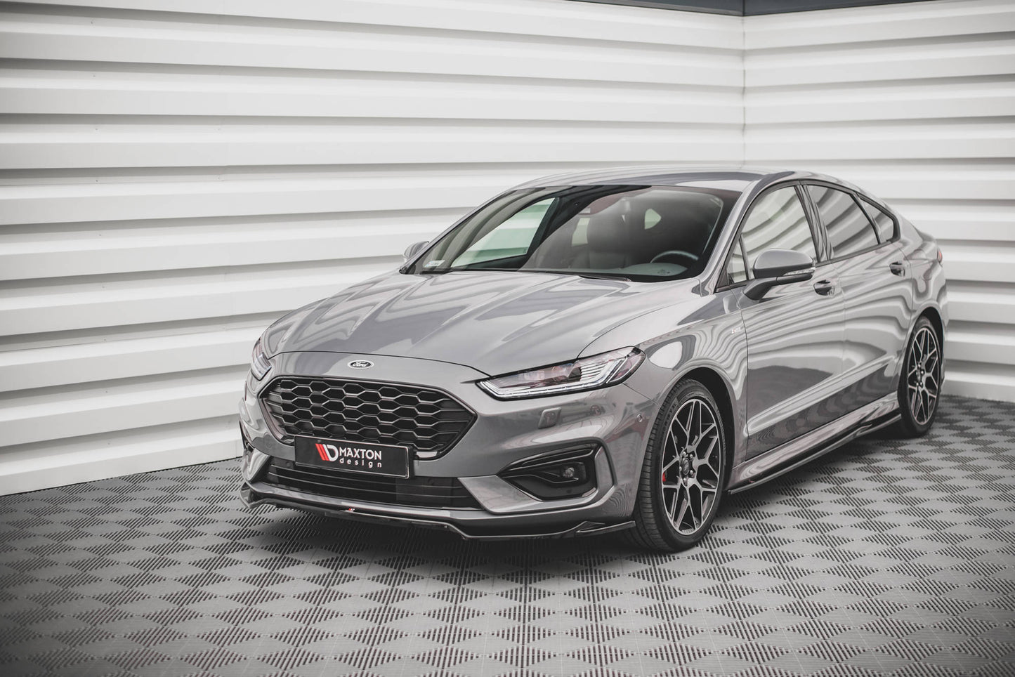 Forreste splitter V.1 Ford Mondeo ST-Line Mk5 Facelift