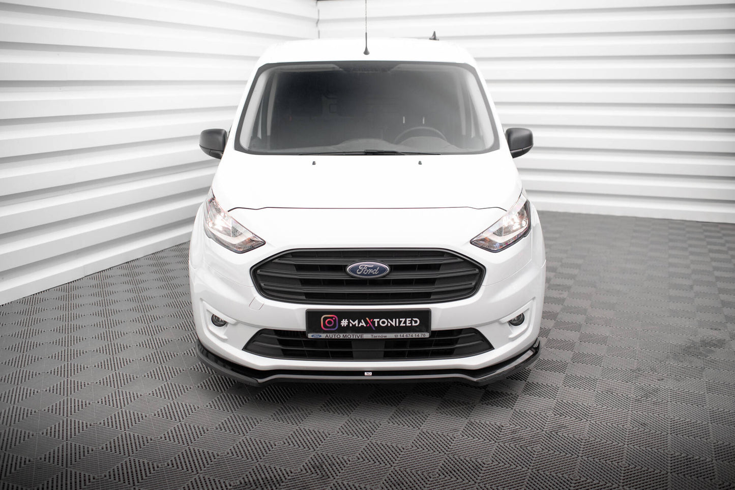 Forreste splitter V.1 Ford Transit Connect Mk2 Facelift