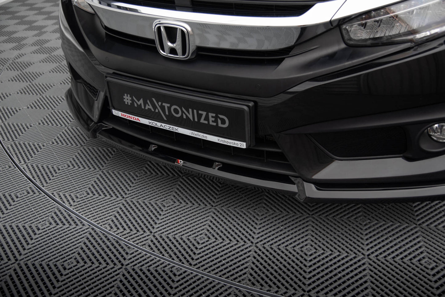 Forreste splitter V.1 Honda Civic Sedan Mk10