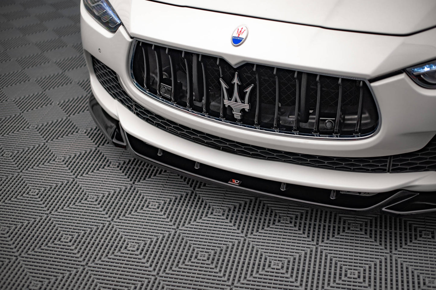 Forreste splitter V.1 Maserati Ghibli Mk3
