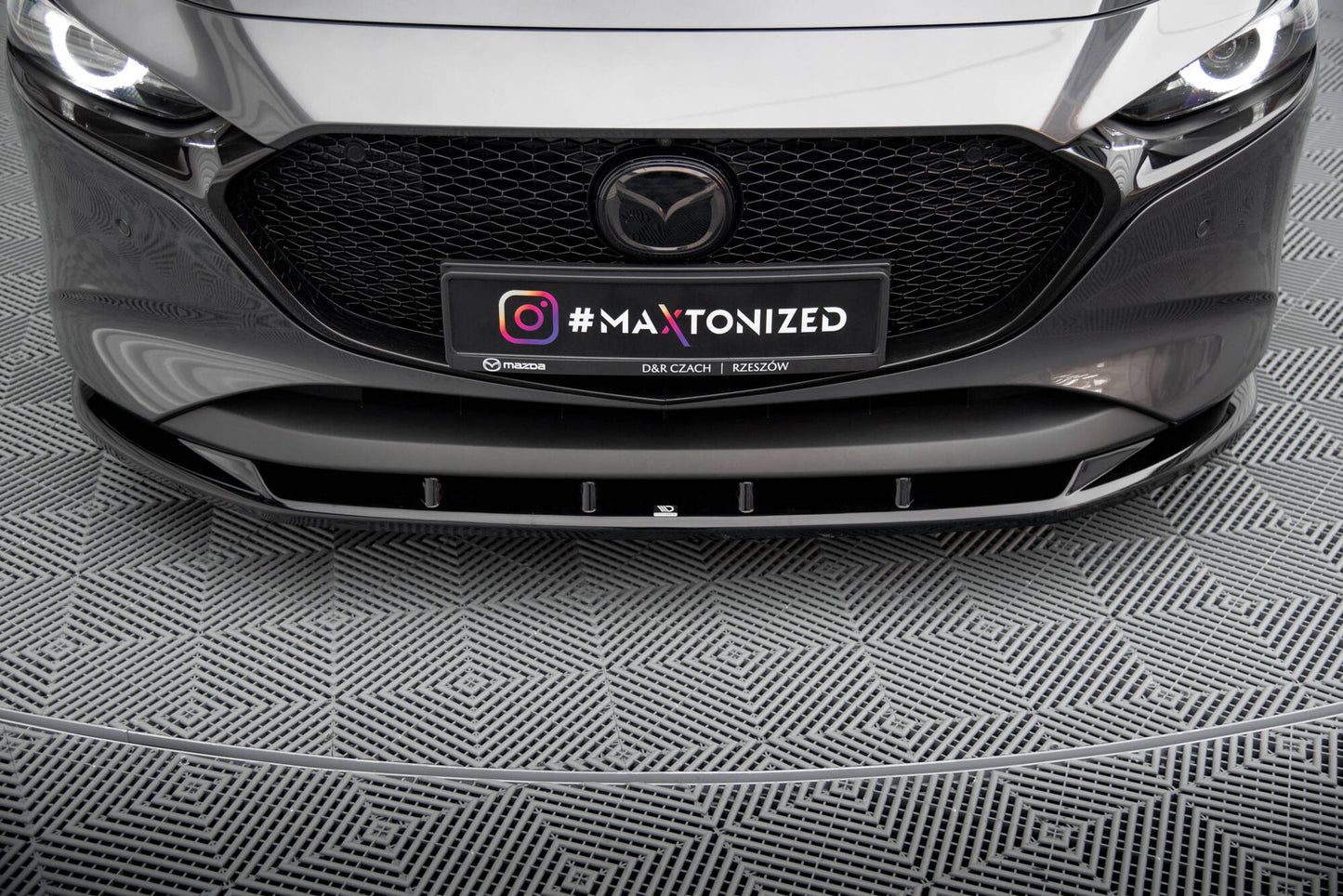 Forreste splitter V.1 Mazda 3 Mk4