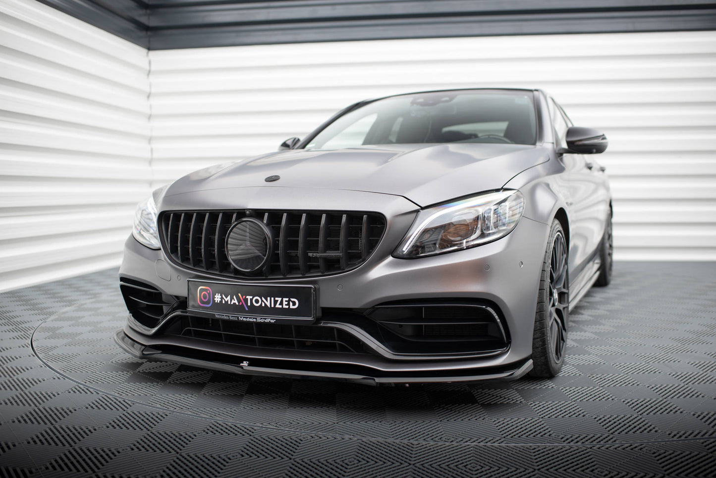 Forreste splitter V.1 Mercedes-AMG C63 Sedan / Estate W205 Facelift