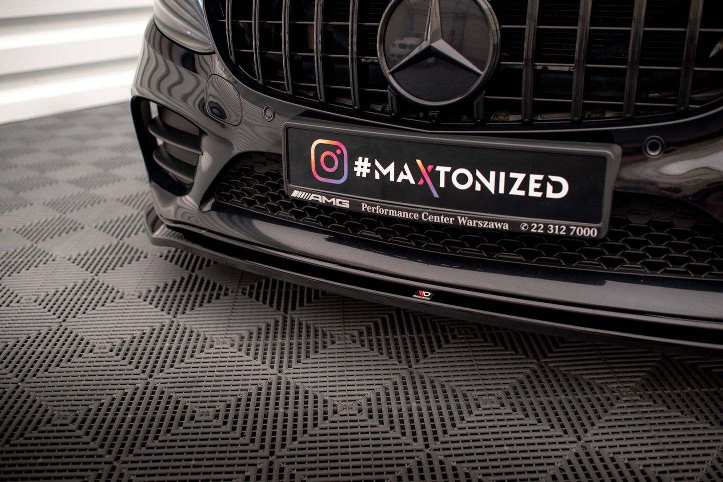 Forreste splitter V.1 Mercedes-Benz C AMG Line Sedan / Coupe / Estate W205 / C205 / S205 Facelift