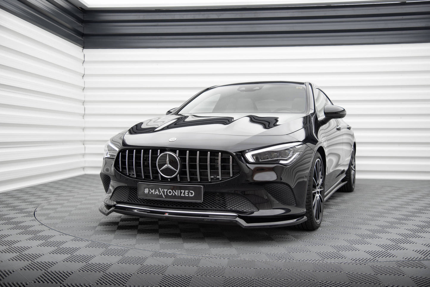 Forreste splitter V.1 Mercedes-Benz CLA C118