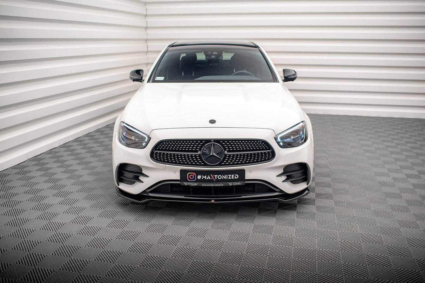 Forreste splitter V.1 Mercedes-Benz E AMG-Line W213 Facelift