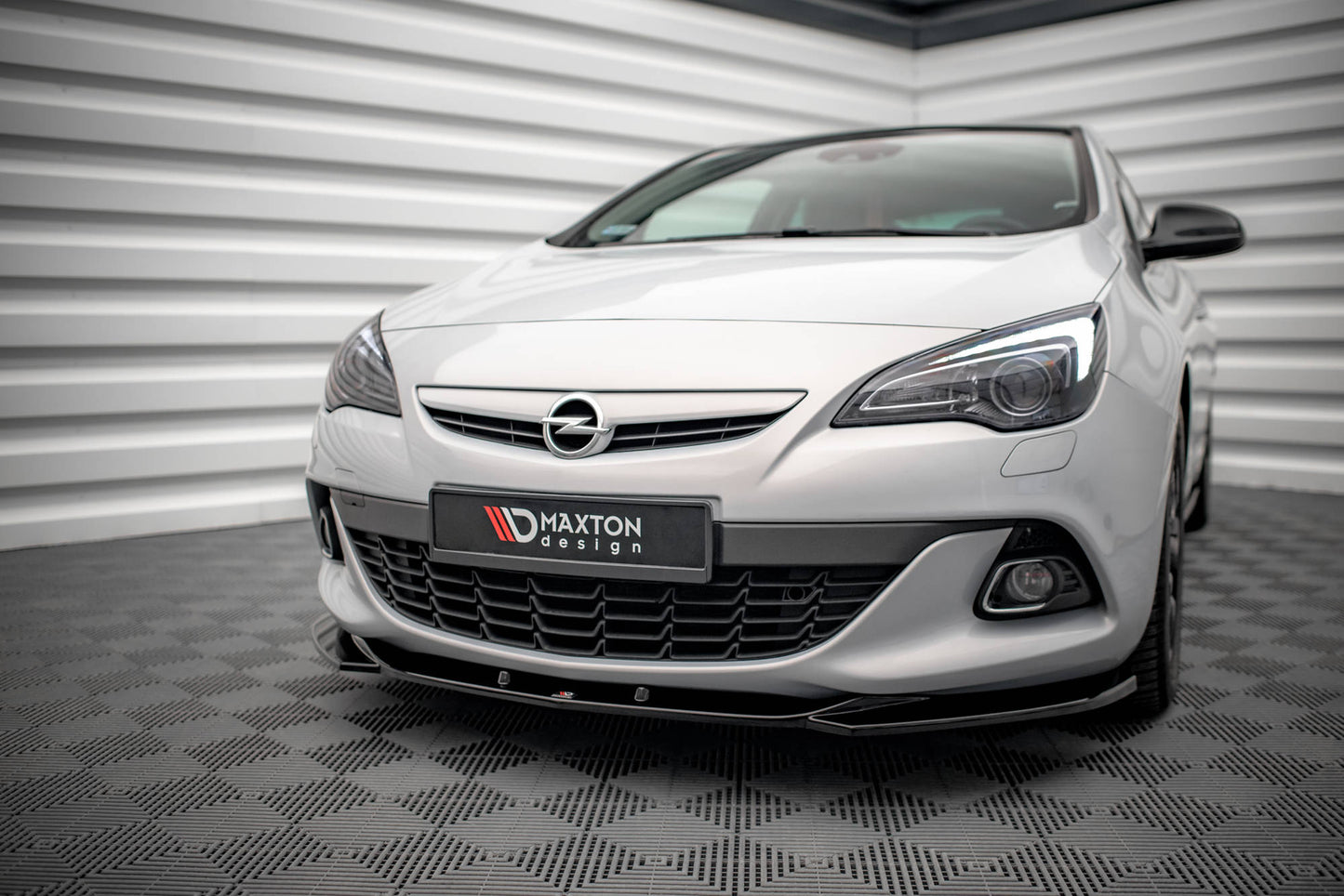 Forreste splitter V.1 Opel Astra GTC OPC-Line J