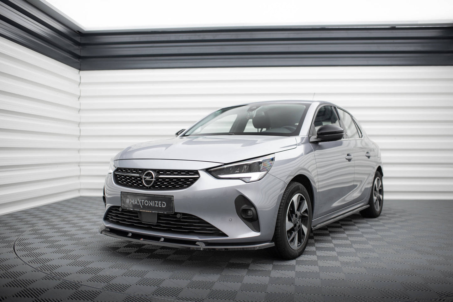 Forreste splitter V.1 Opel Corsa F ( Mk6)
