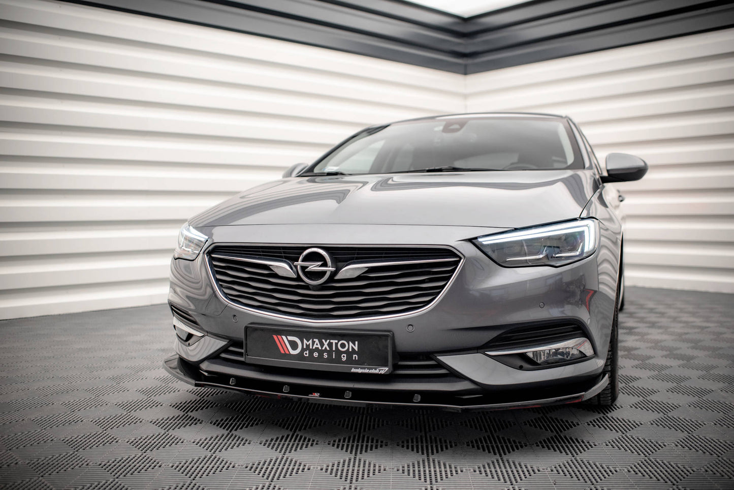 Forreste splitter V.1 Opel Insignia Mk2