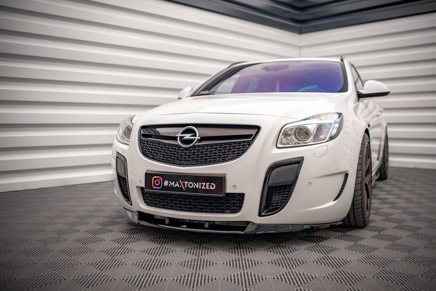 Forreste splitter V.1 Opel Insignia OPC Mk1