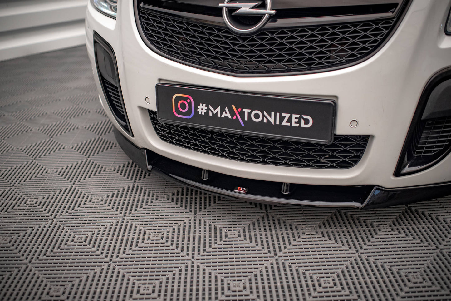 Forreste splitter V.1 Opel Insignia OPC Mk1