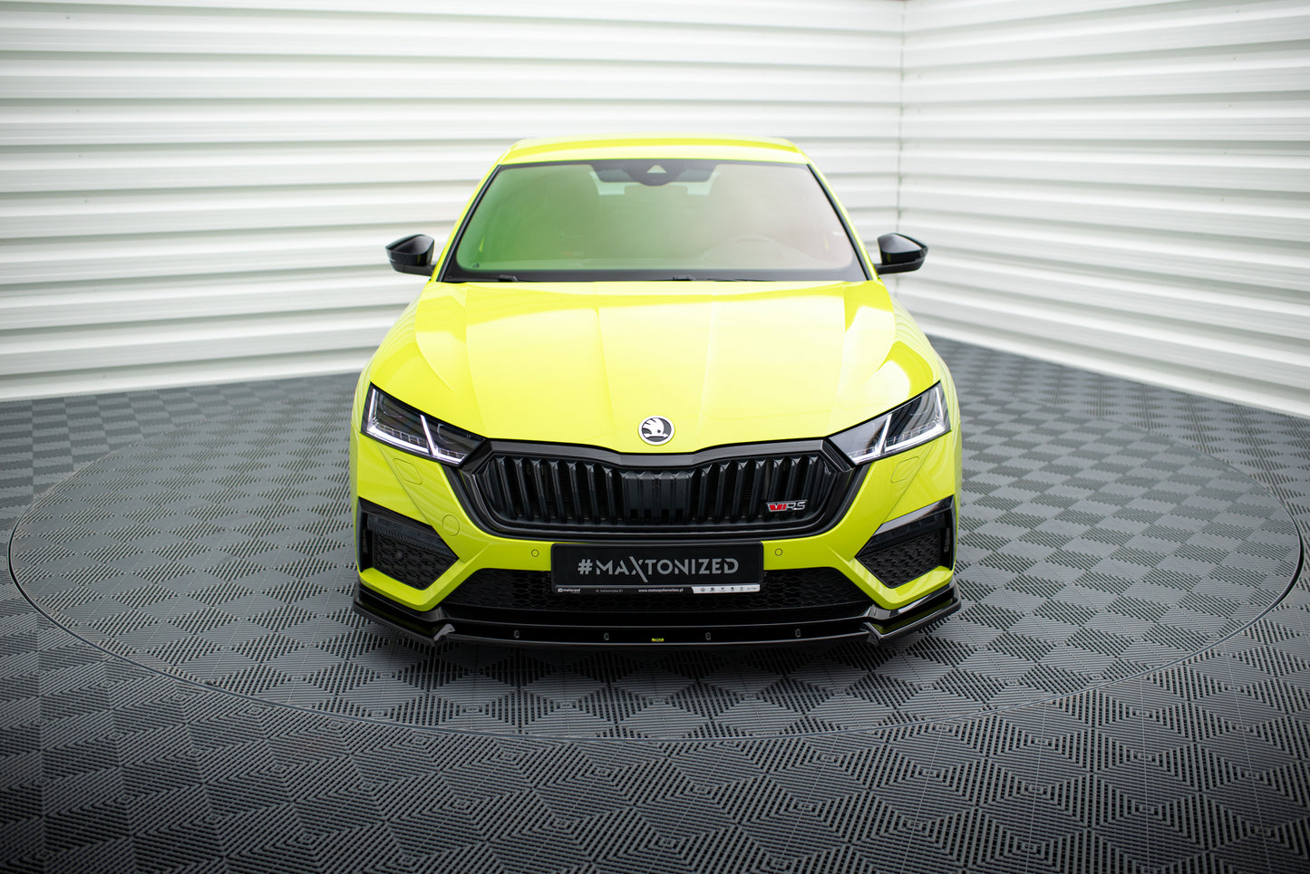Forreste splitter V.1 Skoda Octavia RS Mk4