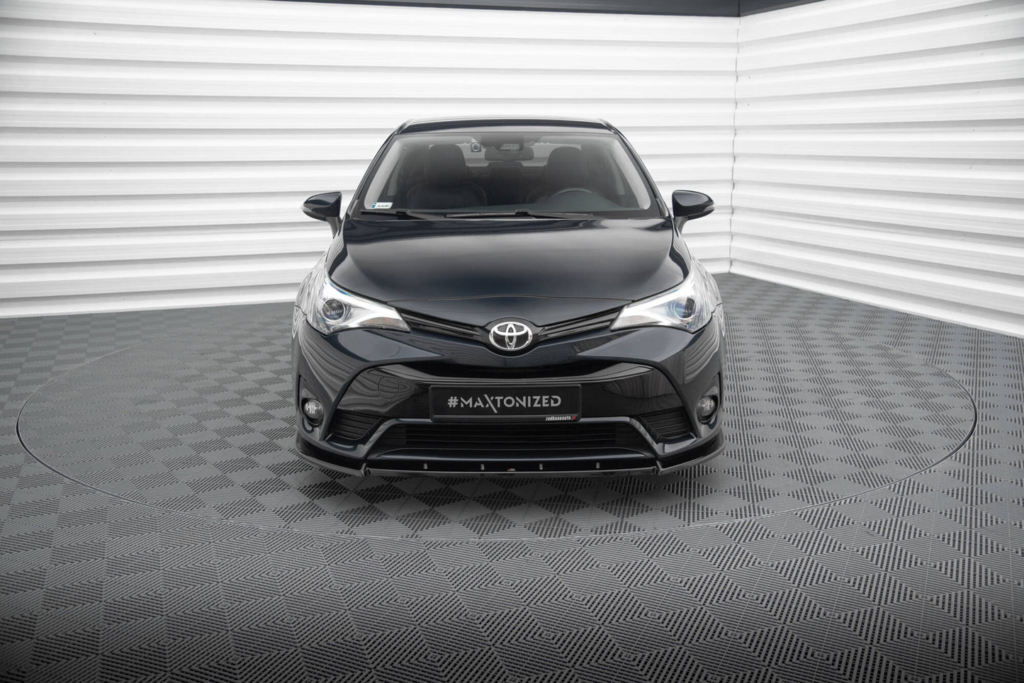 Forreste splitter V.1 Toyota Avensis Mk3 Facelift