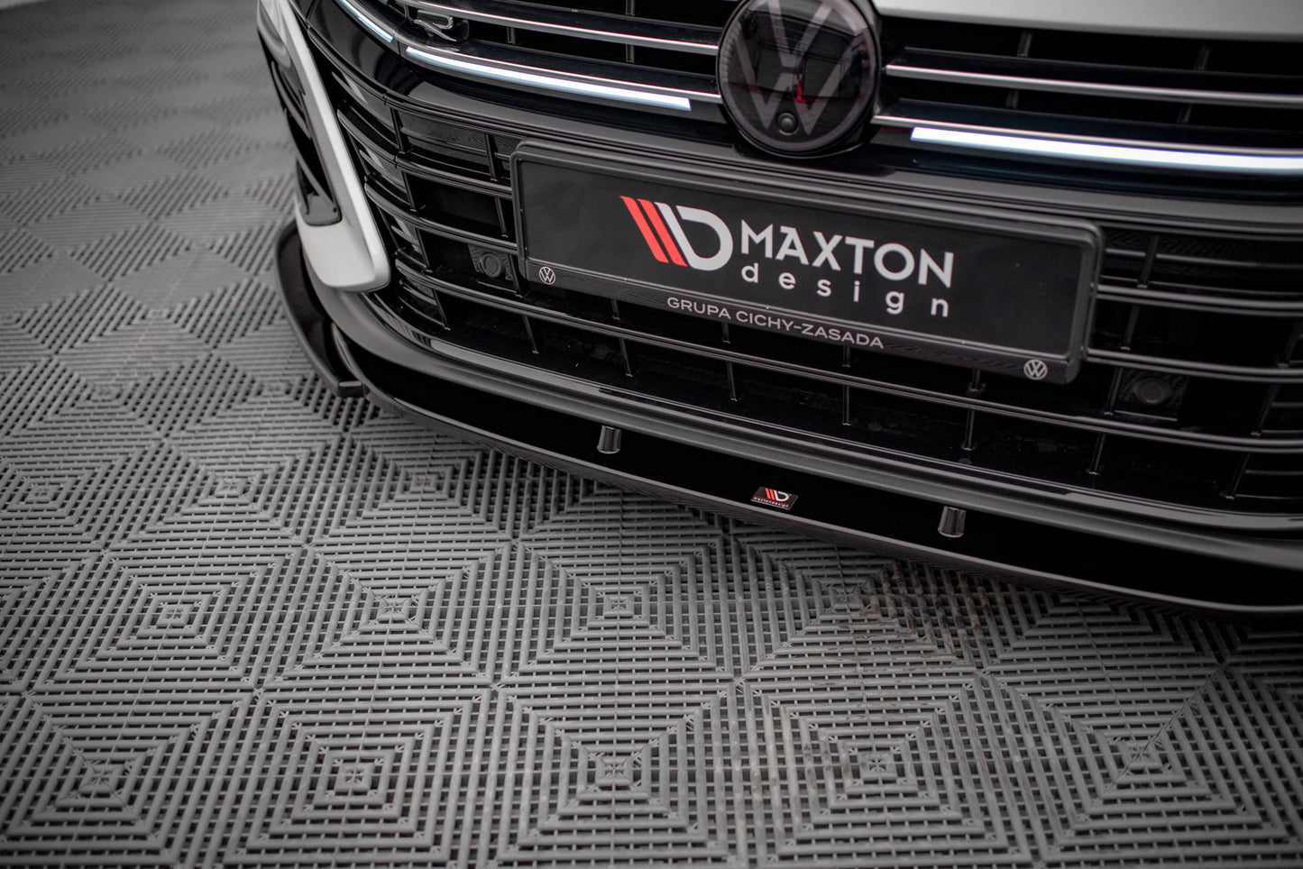 Forreste splitter V.1 Volkswagen Arteon R
