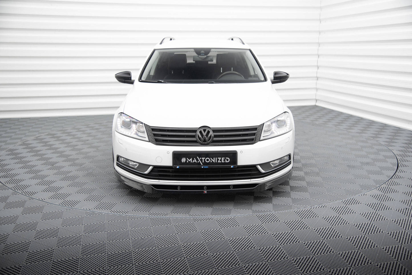 Forreste splitter V.1 Volkswagen Passat B7