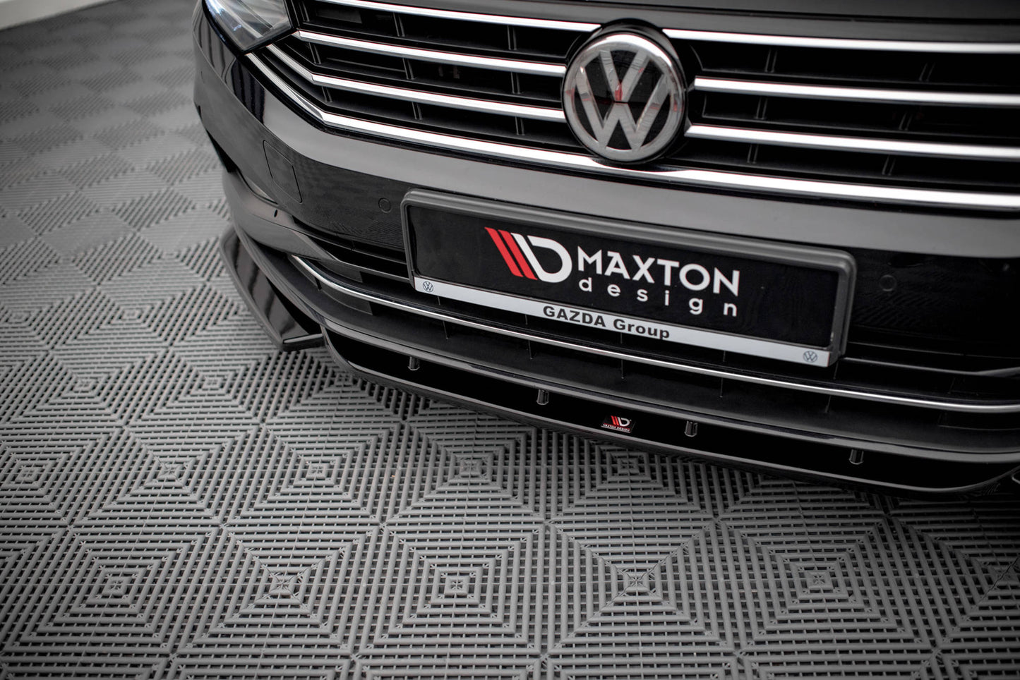 Forreste splitter V.1 Volkswagen Passat B8 Facelift