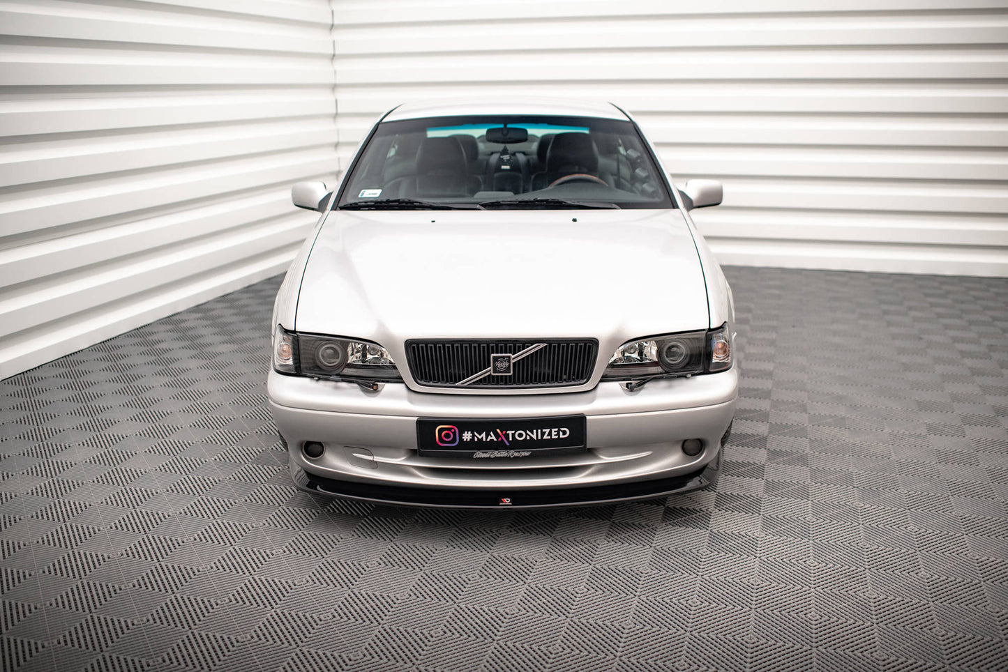 Forreste splitter V.1 Volvo C70 Mk1
