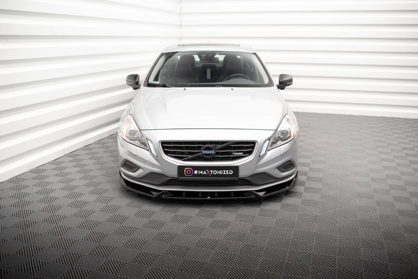 Forreste splitter V.1 Volvo S60 R-Design Mk2