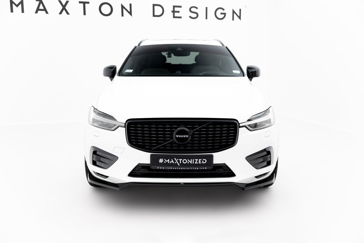 Forreste splitter V.1 Volvo XC60 Mk2 R-Design