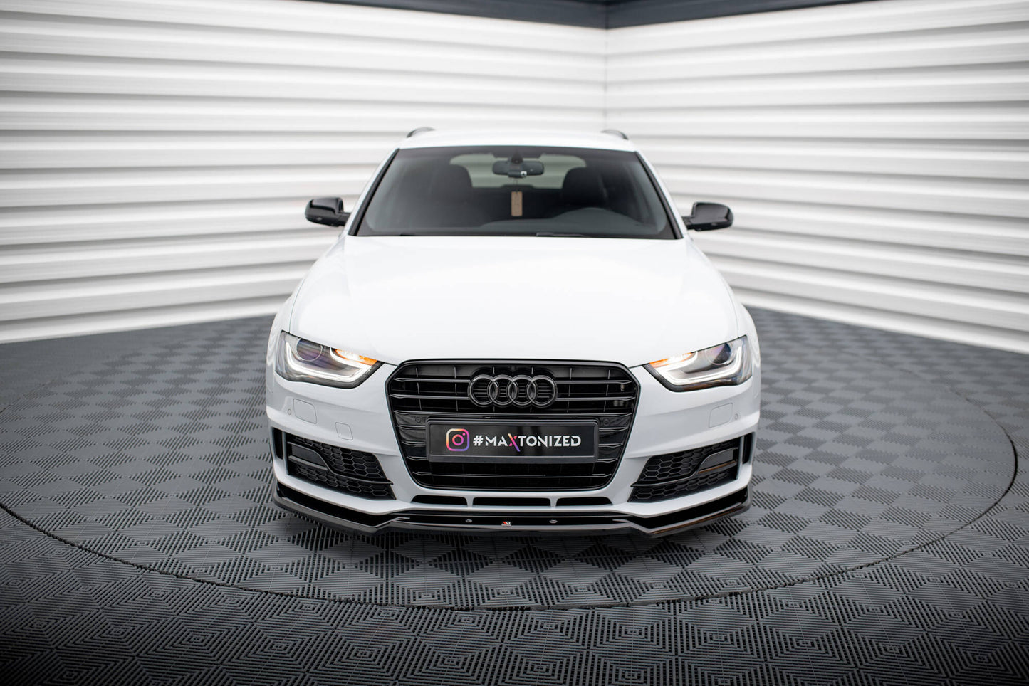 Forreste splitter V.2 Audi A4 Competition B8 Facelift