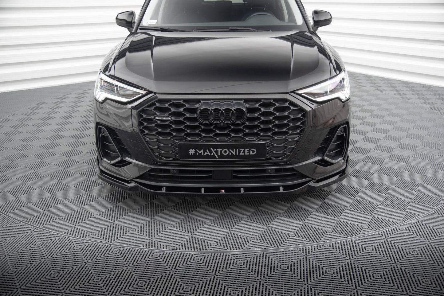 Forreste splitter V.2 Audi Q3 Sportback F3