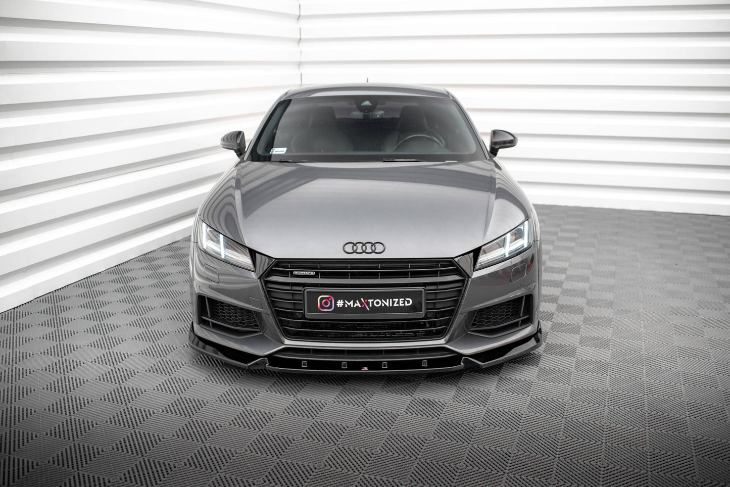 Forreste splitter V.2 Audi TT S / S-Line 8S