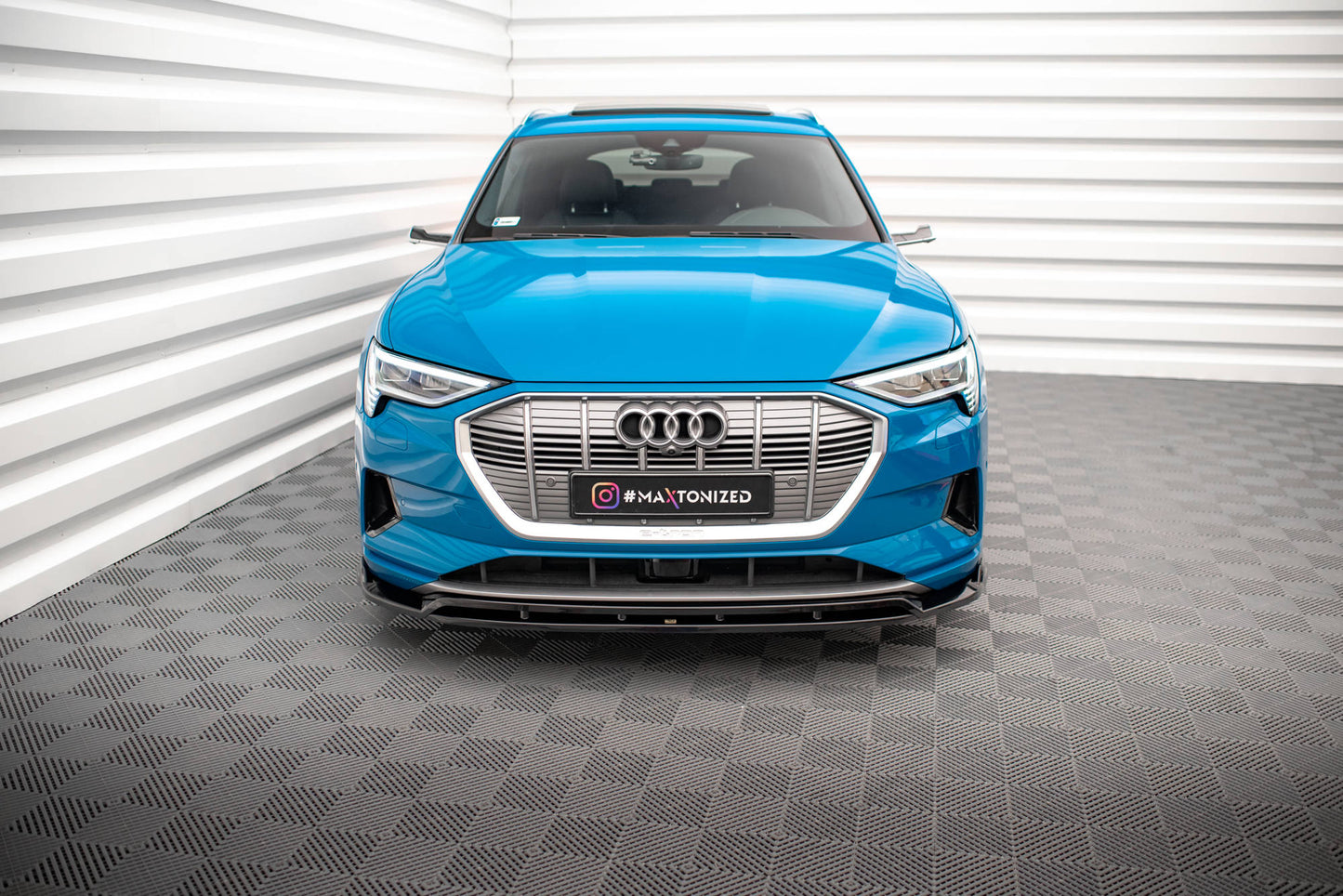Forreste splitter V.2 Audi e-tron