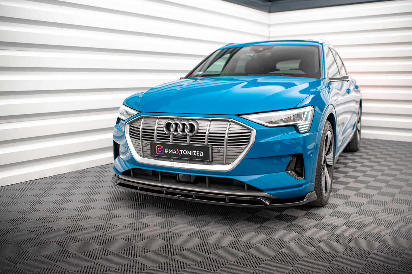 Forreste splitter V.2 Audi e-tron