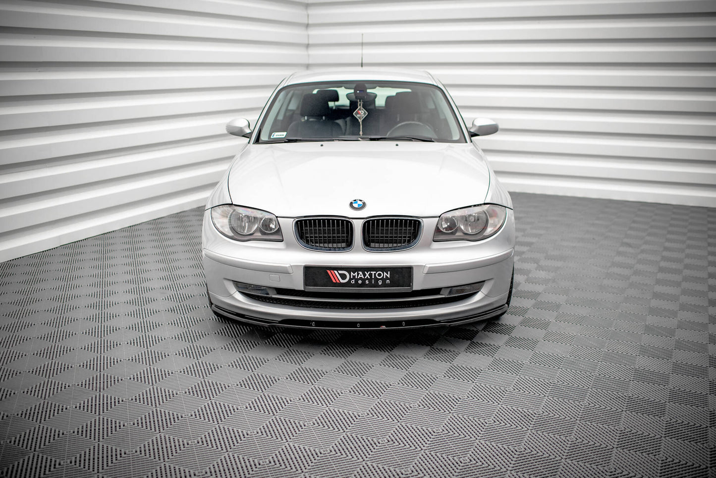 Forreste splitter V.2 BMW 1 E81 Facelift