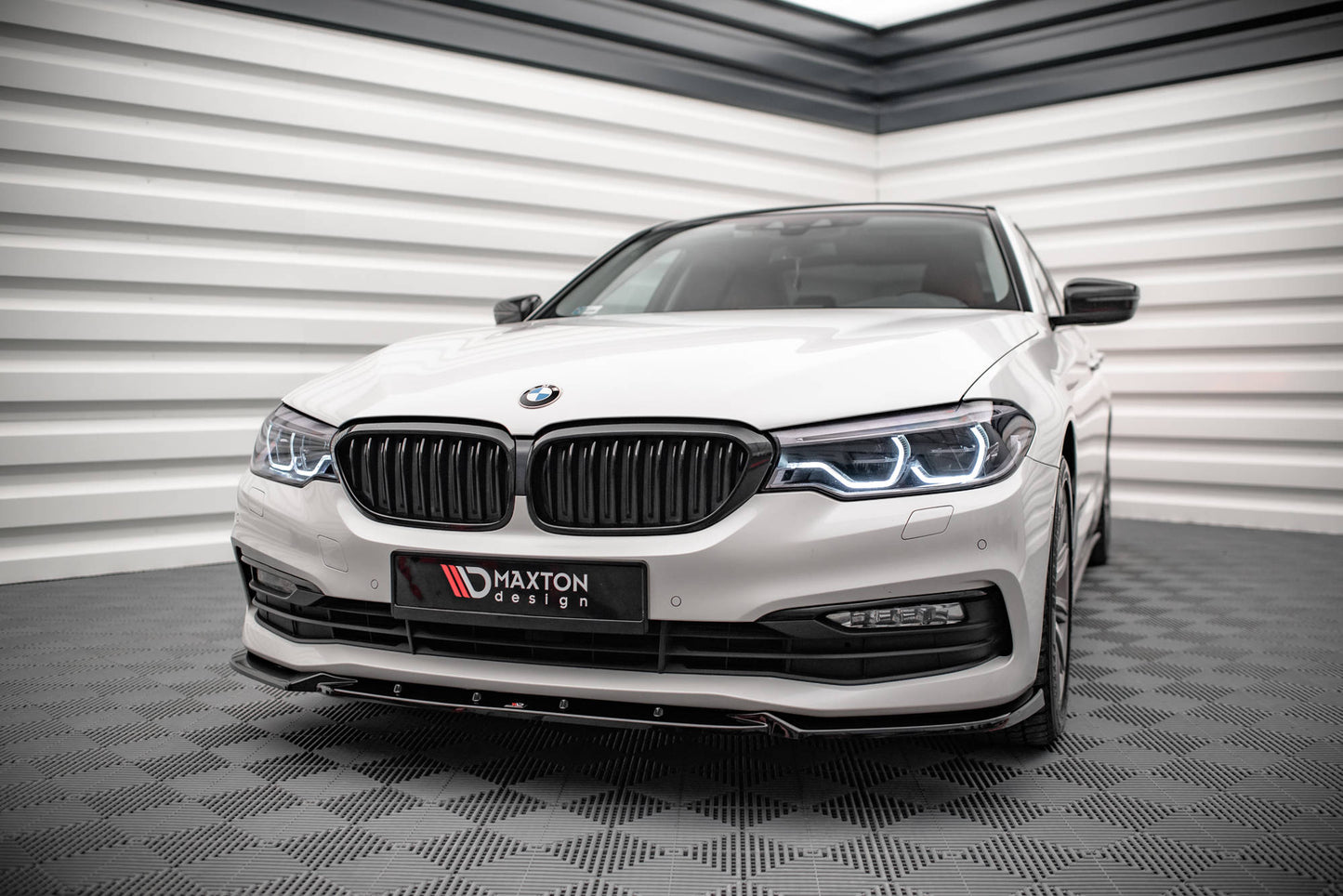 Forreste splitter V.2 BMW 5 G30